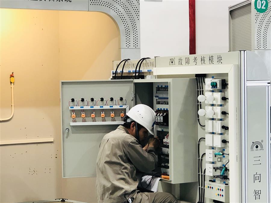 �������ǲ���(�й���½) - �ٷ���վ