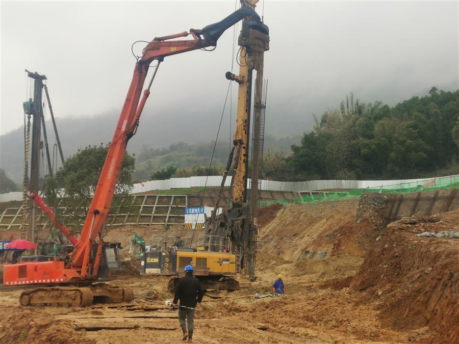 �������ǲ���(�й���½) - �ٷ���վ