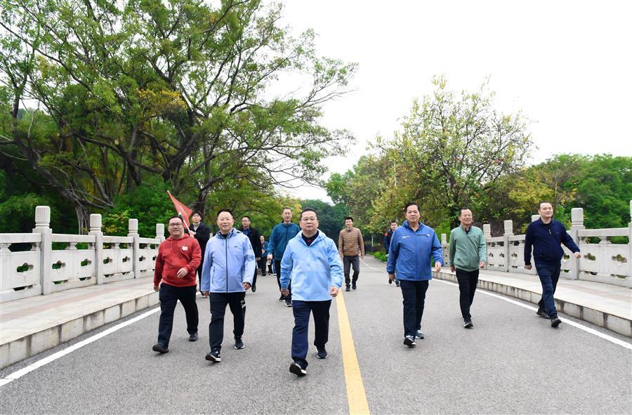 �������ǲ���(�й���½) - �ٷ���վ