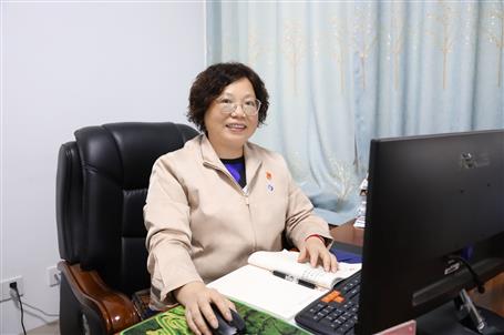 ��������һ�ȡ��μ�ʹ������ģ�������䣺����ְ��̤ʵ�� �����λ��Т��